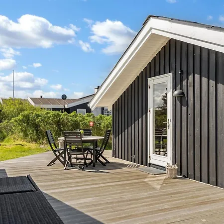 Tale - 750m From The Sea By Interhome Saltum